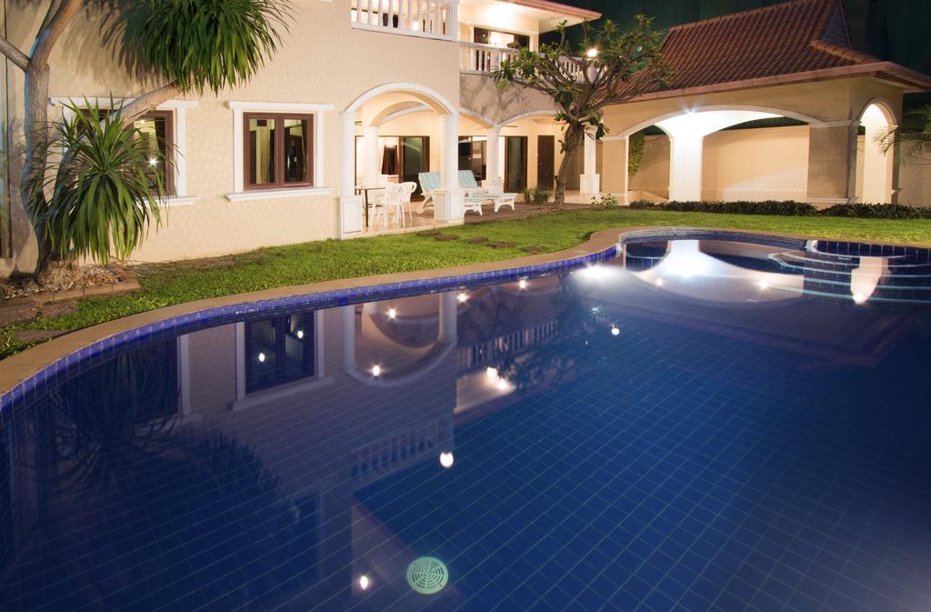Pattaya Holiday Villas Bang Lamung Exteriör bild
