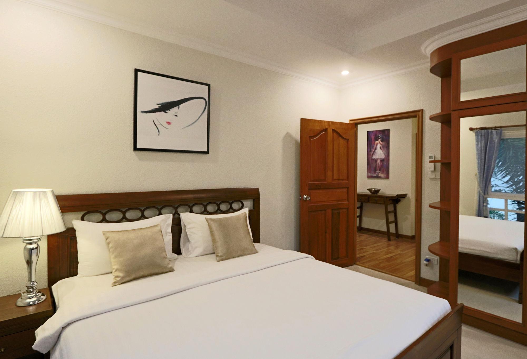 Pattaya Holiday Villas Bang Lamung Exteriör bild