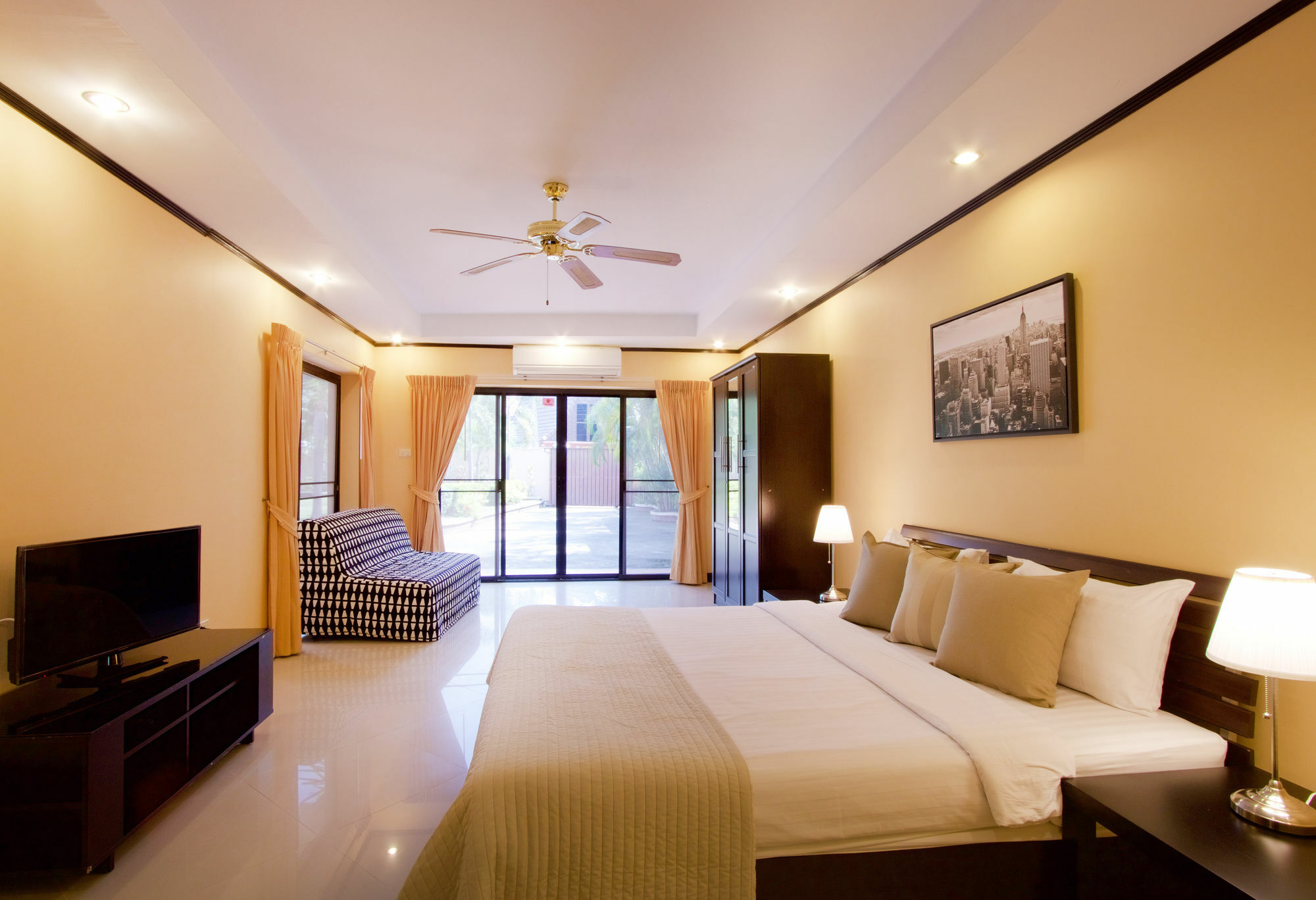 Pattaya Holiday Villas Bang Lamung Exteriör bild