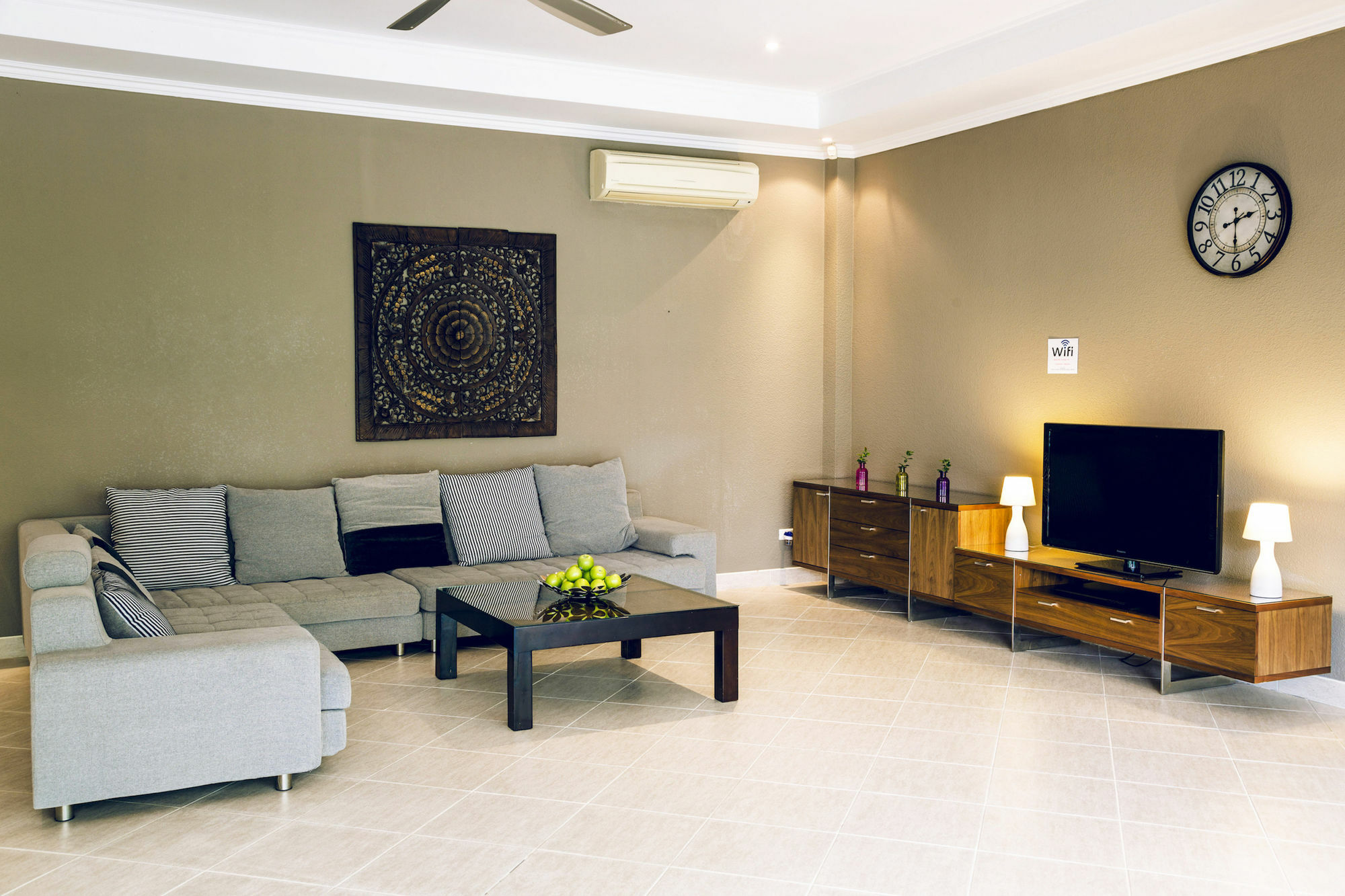 Pattaya Holiday Villas Bang Lamung Exteriör bild