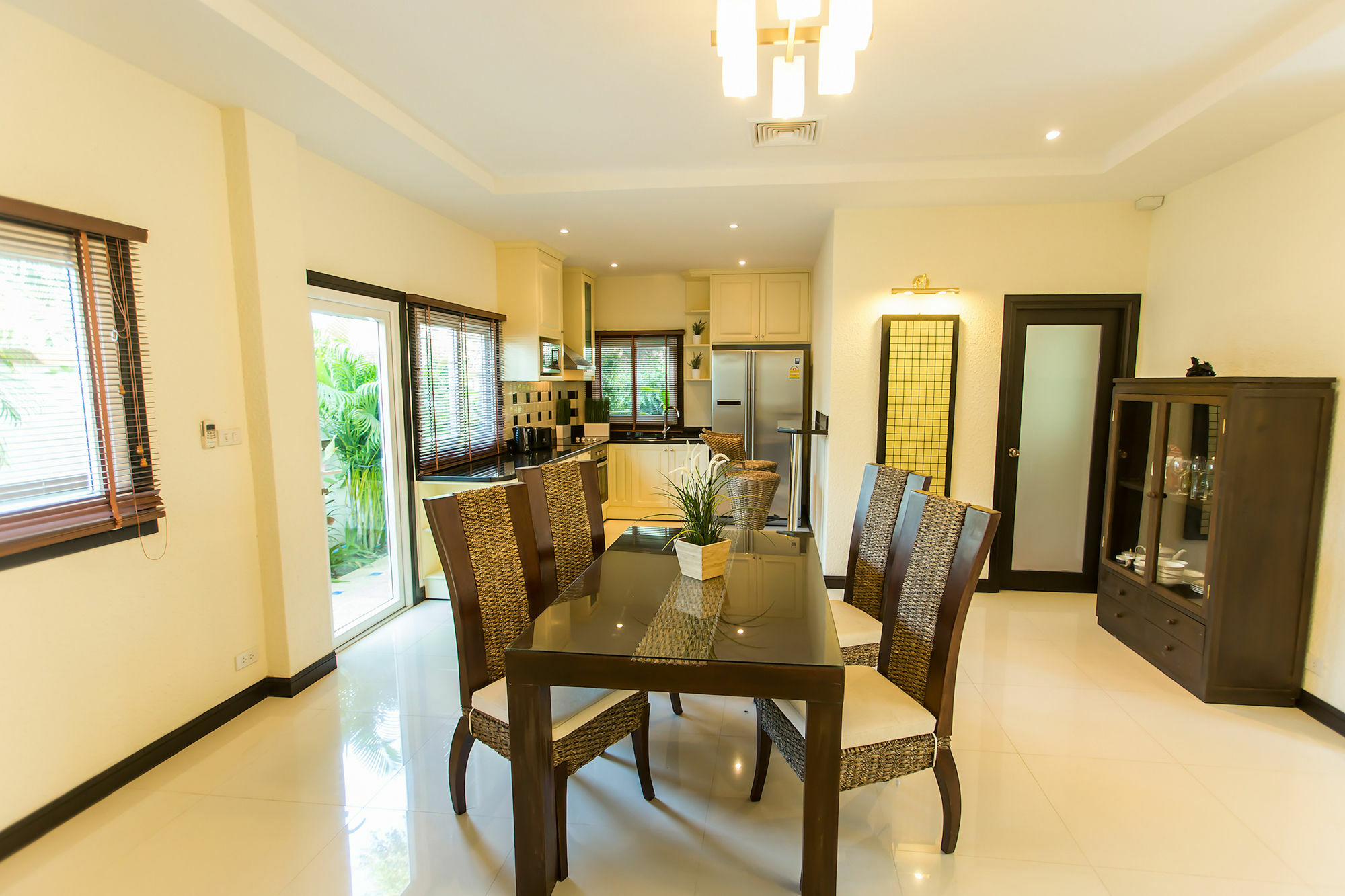Pattaya Holiday Villas Bang Lamung Exteriör bild